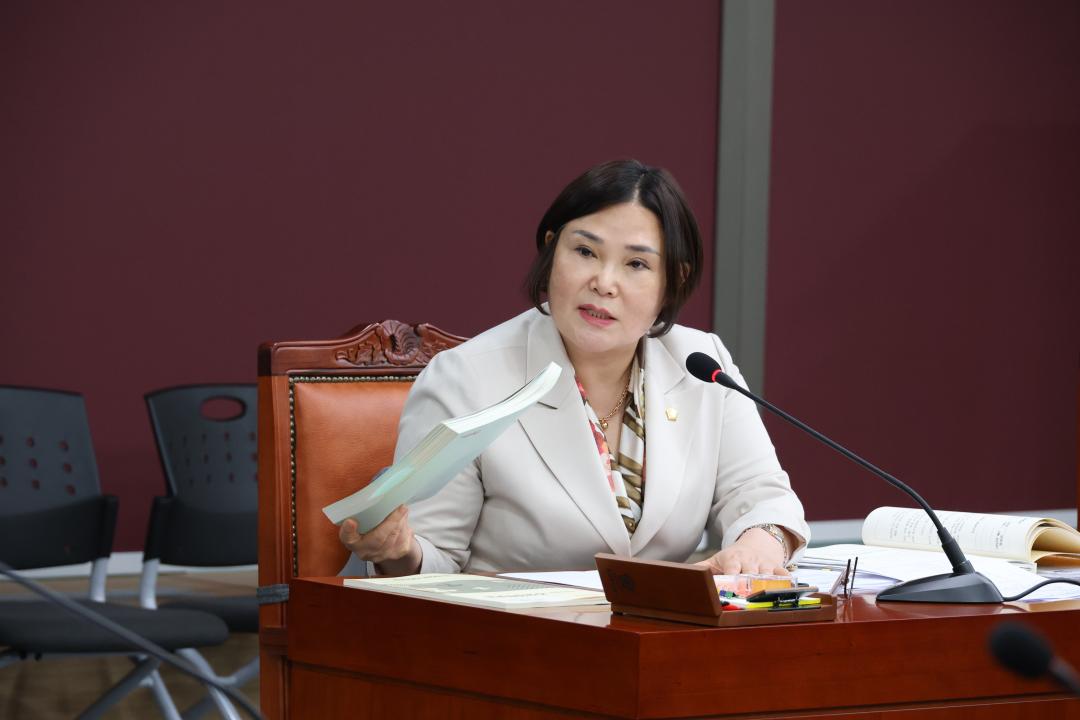 '용산구의회, 제302회 제2차 정례회 행정건설위원회 행정사무감사(감사담당관, 기획조정실)' 게시글의 사진(3) '245A3035.JPG'