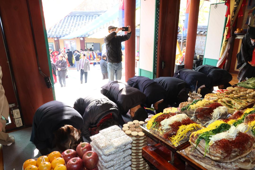 '용산구의회, 제43회 남이장군 사당제 참석' 게시글의 사진(5) '245A9872.JPG'