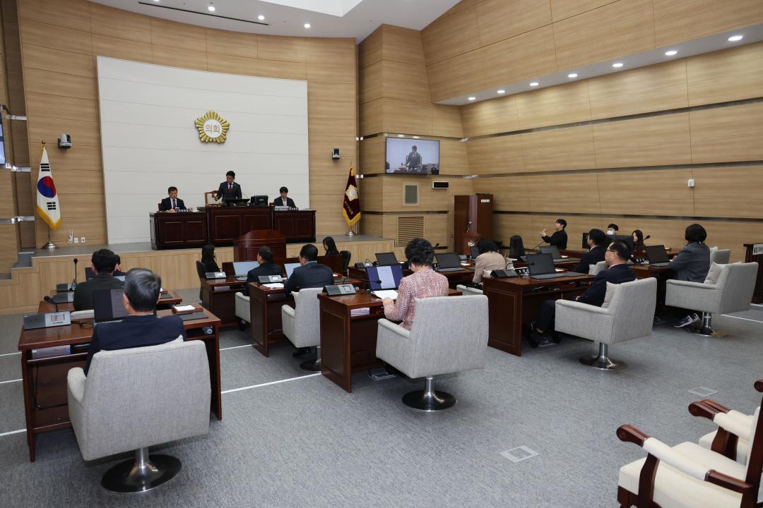 용산구의회, 제295회 임시회 개회
