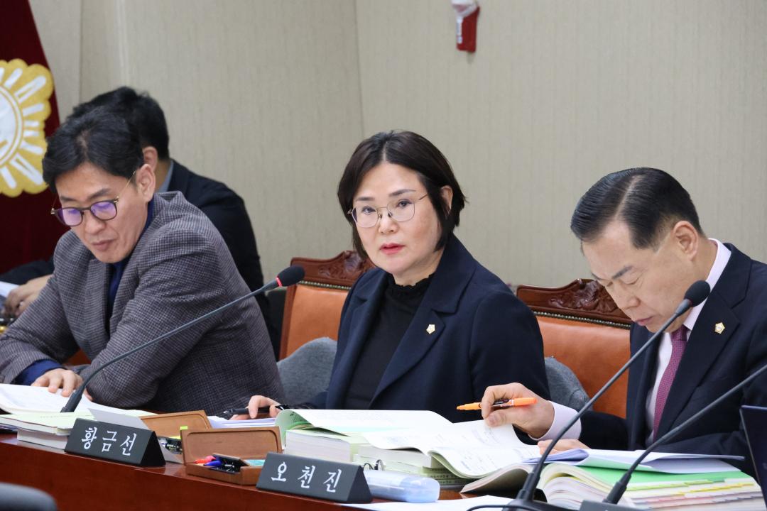 '용산구의회, 제302회 제2차 정례회 예산결산위원회 8차회의(보건소)' 게시글의 사진(8) '245A6620.JPG'