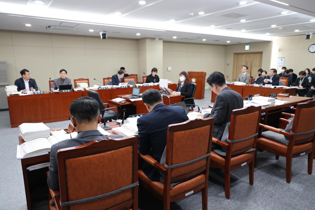 '용산구의회, 제294회 제2차 정례회 예산결산위원회 9차회의' 게시글의 사진(2) '245A0600.JPG'