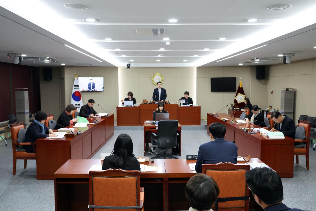 '용산구의회, 제303회 임시회 주요업무계획보고 (감사담당관, 기획조정실)' 게시글의 사진(1) '0G0A1056.JPG'