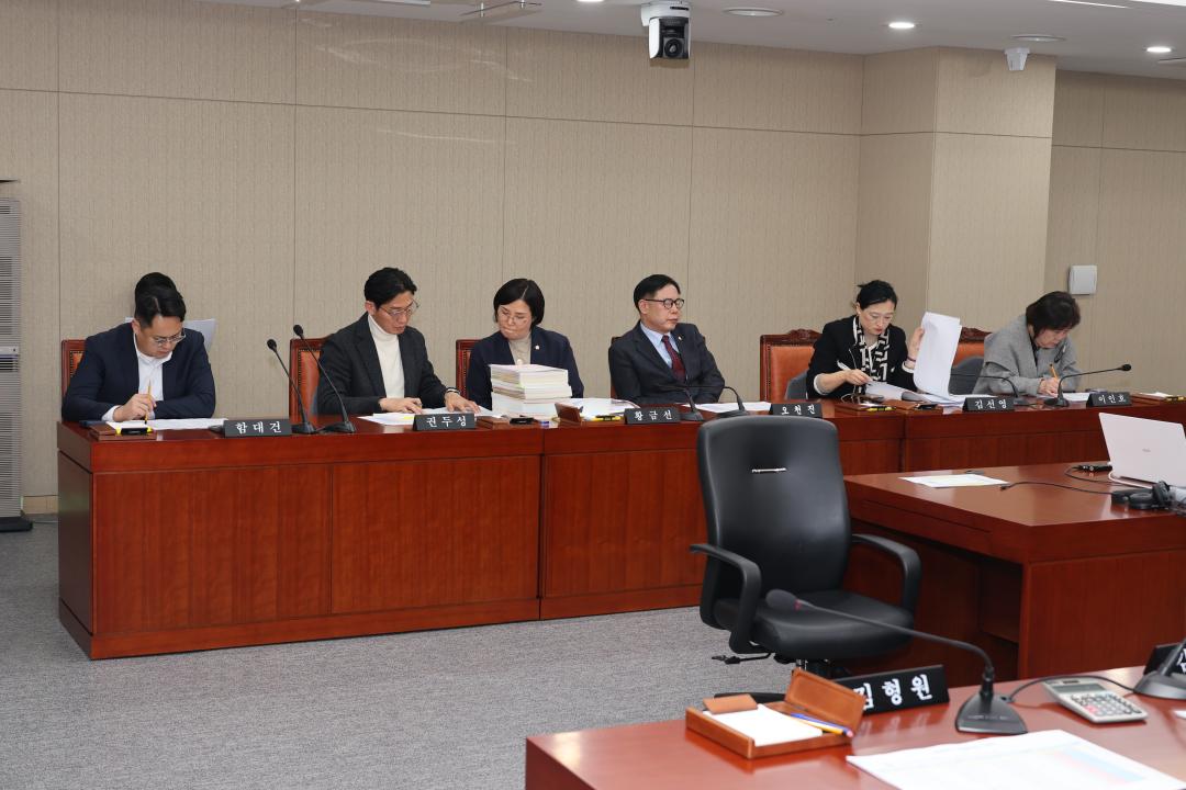 '용산구의회, 제294회 제2차 정례회 예산결산위원회 11차회의' 게시글의 사진(5) '245A1563.JPG'