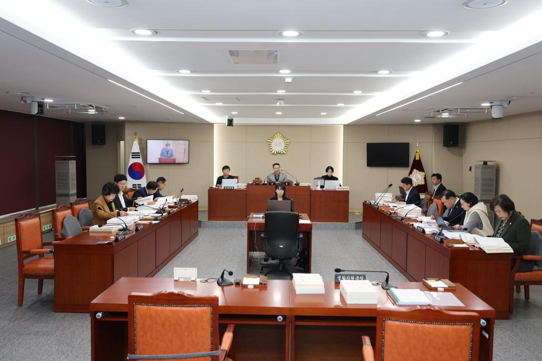 '용산구의회, 제294회 제2차 정례회 예산결산위원회 7차회의' 게시글의 사진(1) '245A8921.JPG'