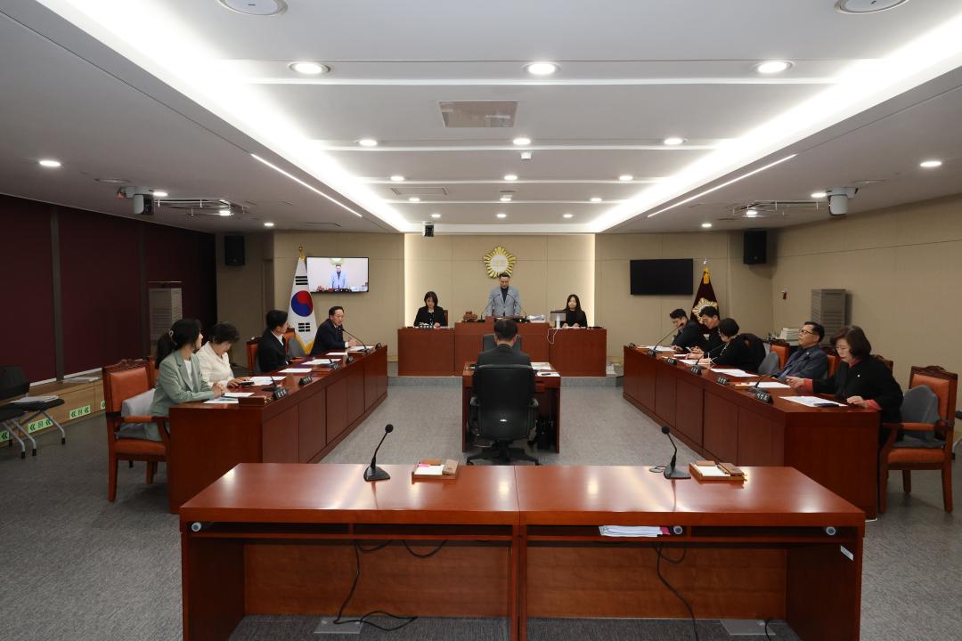 '용산구의회, 제302회 제2차 정례회 예산결산특별위원회 1차회의' 게시글의 사진(1) '245A2437.JPG'