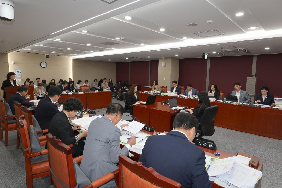 '제290회 제1차 정례회 예산결산특별위원회 제6차 회의' 게시글의 사진(3) '245A4230.JPG'