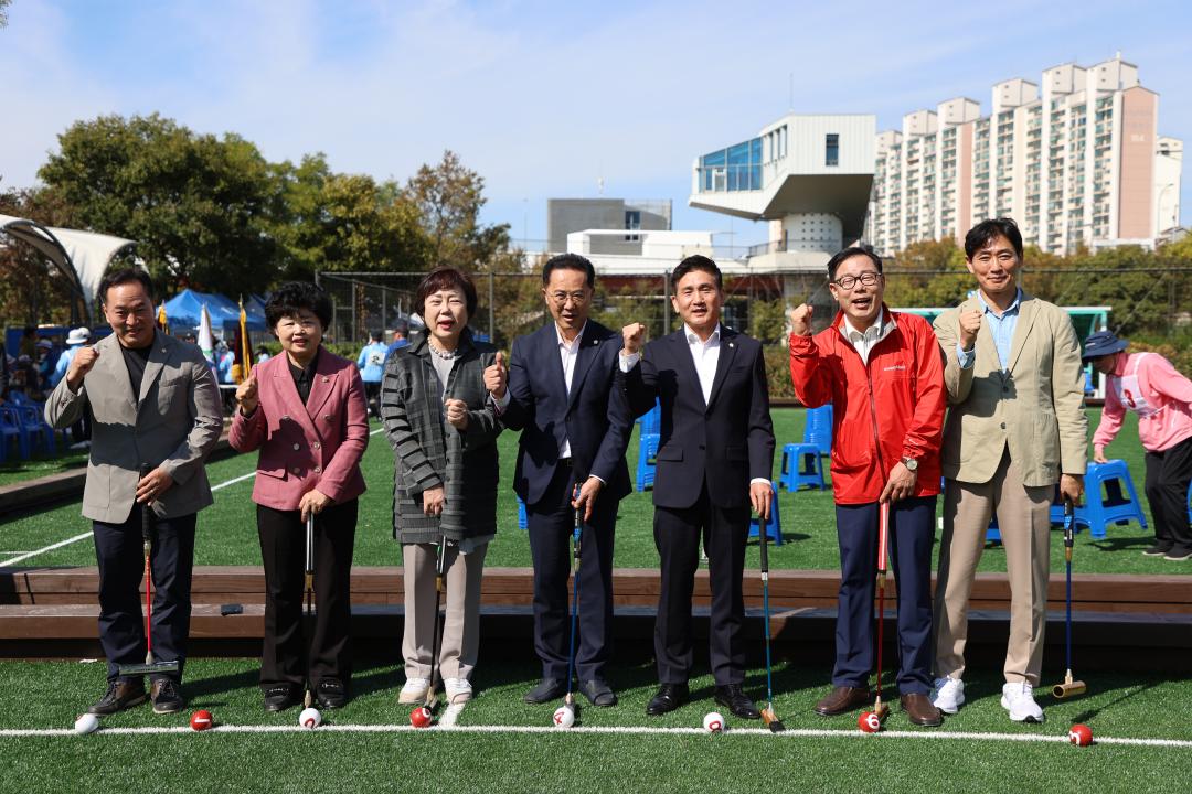 '2024 용산구의회, 용산구청 장기 게이트볼대회 참석' 게시글의 사진(2) '245A2757.JPG'