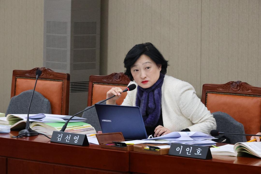 '용산구의회, 제302회 제2차 정례회 예산결산위원회 8차회의(보건소)' 게시글의 사진(10) '245A6889.JPG'