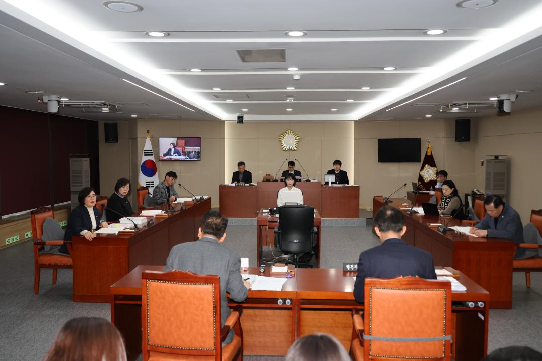 용산구의회, 제295회 임시회 행정건설위원회 업무보고 (행정지원국, 시설관리공단)