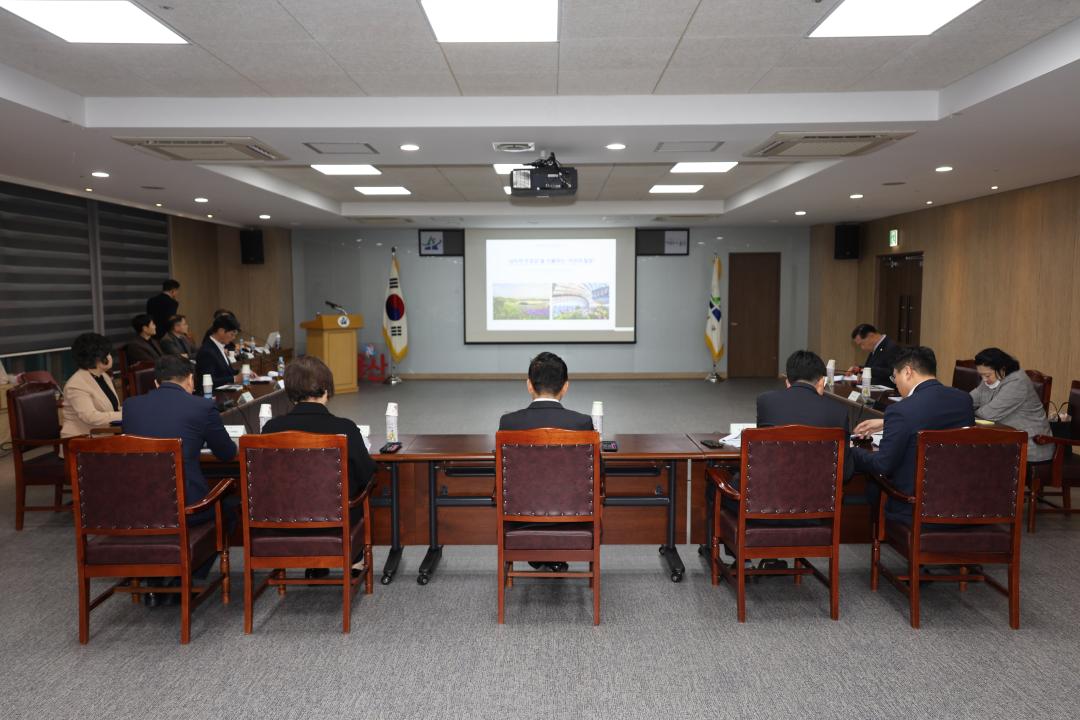 '용산구의회, 구청사 힐링정원 조성사업 설계기획안 설명회 개최 참석' 게시글의 사진(2) '245A3978.JPG'