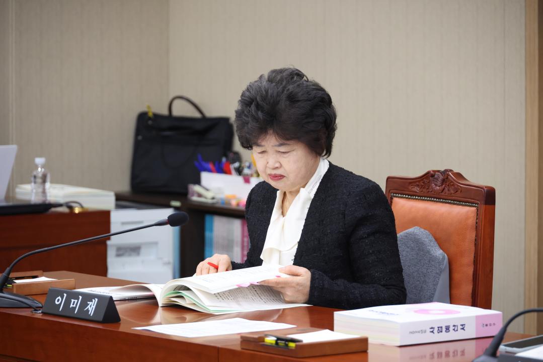 '용산구의회, 제303회 임시회 주요업무계획 보고(생활지원국)' 게시글의 사진(6) '0G0A8614.JPG'