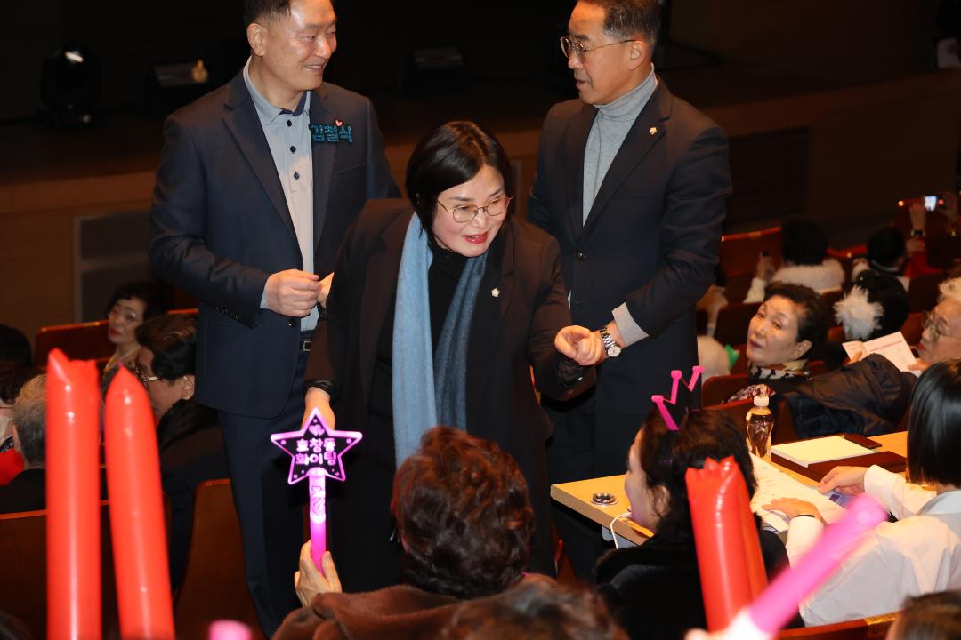 '용산구의회, 2025 자치회관 어울림 한마당 참석' 게시글의 사진(9) '245A0040.JPG'