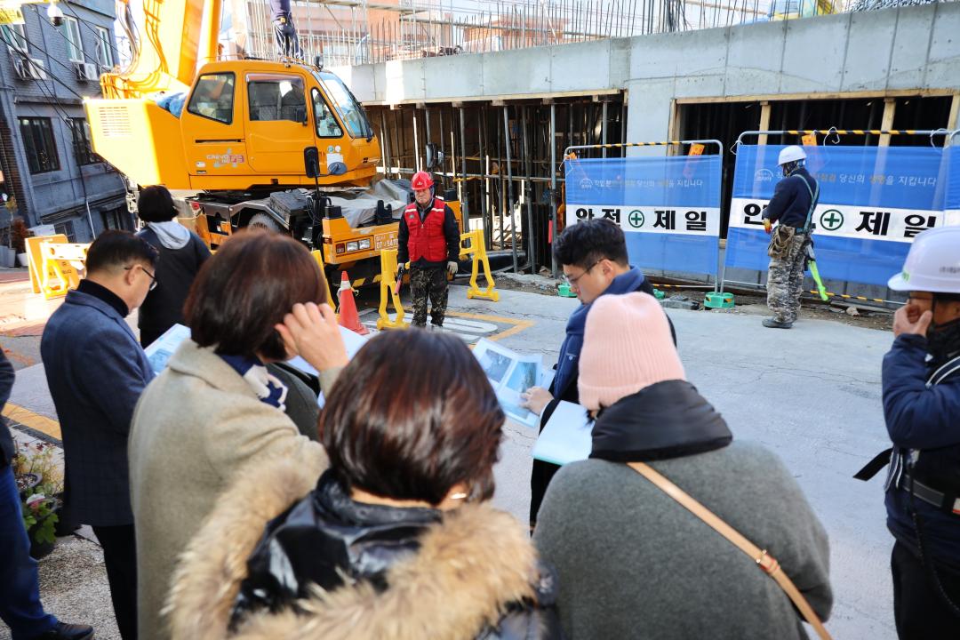'용산구의회, 제302회 제2차 정례회 행정사무감사 현지확인(해방촌주차장건립현장·공영주차장관제센터) 행정건설위원회' 게시글의 사진(1) '138A0027.JPG'