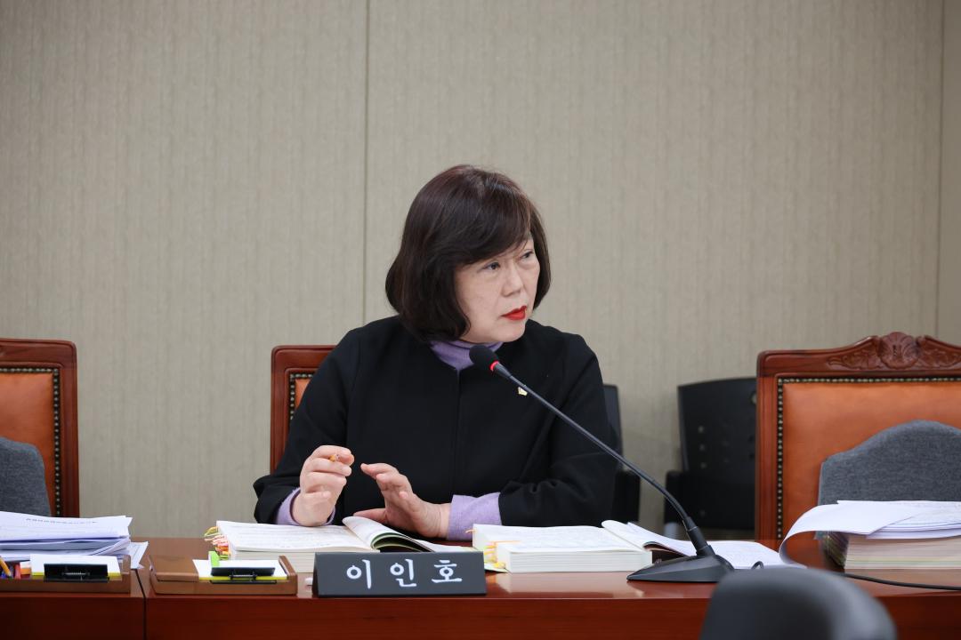 '용산구의회, 제302회 제2차 정례회 예산결산특별위원회 5차회의 (생활지원국)' 게시글의 사진(5) '245A4738.JPG'