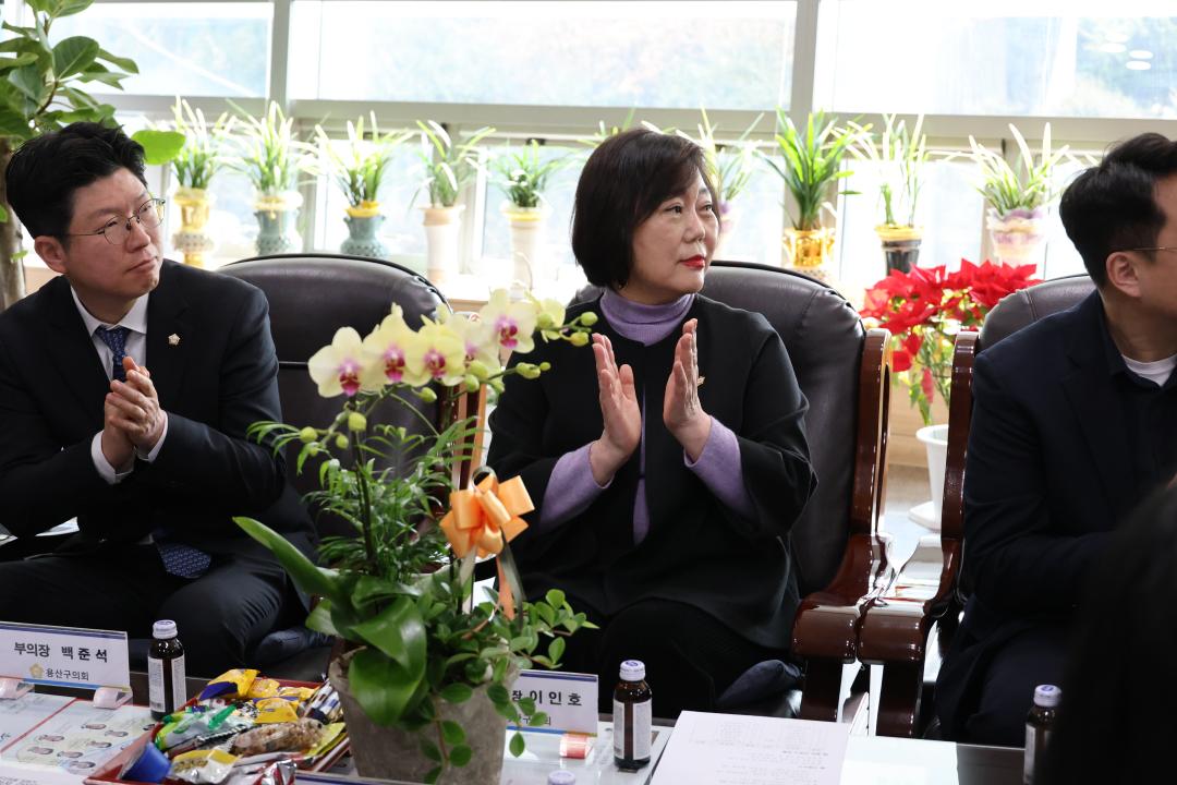 '용산구의회, 2025년 상반기 기자간담회 참석' 게시글의 사진(5) '245A8938.JPG'