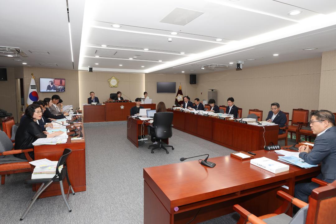 '제290회 제1차 정례회 예산결산특별위원회 제7차 회의' 게시글의 사진(1) '245A4763.JPG'