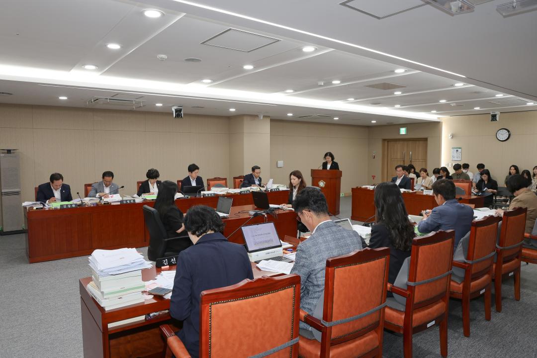 '제290회 제1차 정례회 예산결산특별위원회 제6차 회의' 게시글의 사진(4) '245A4196.JPG'