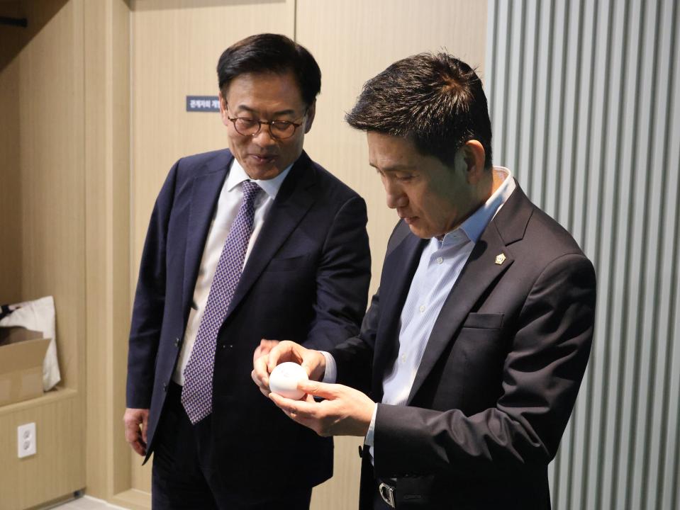 용산구의회, 용산 스크린 파크골프(삼각지점) 현장 라운딩 개최식 참석