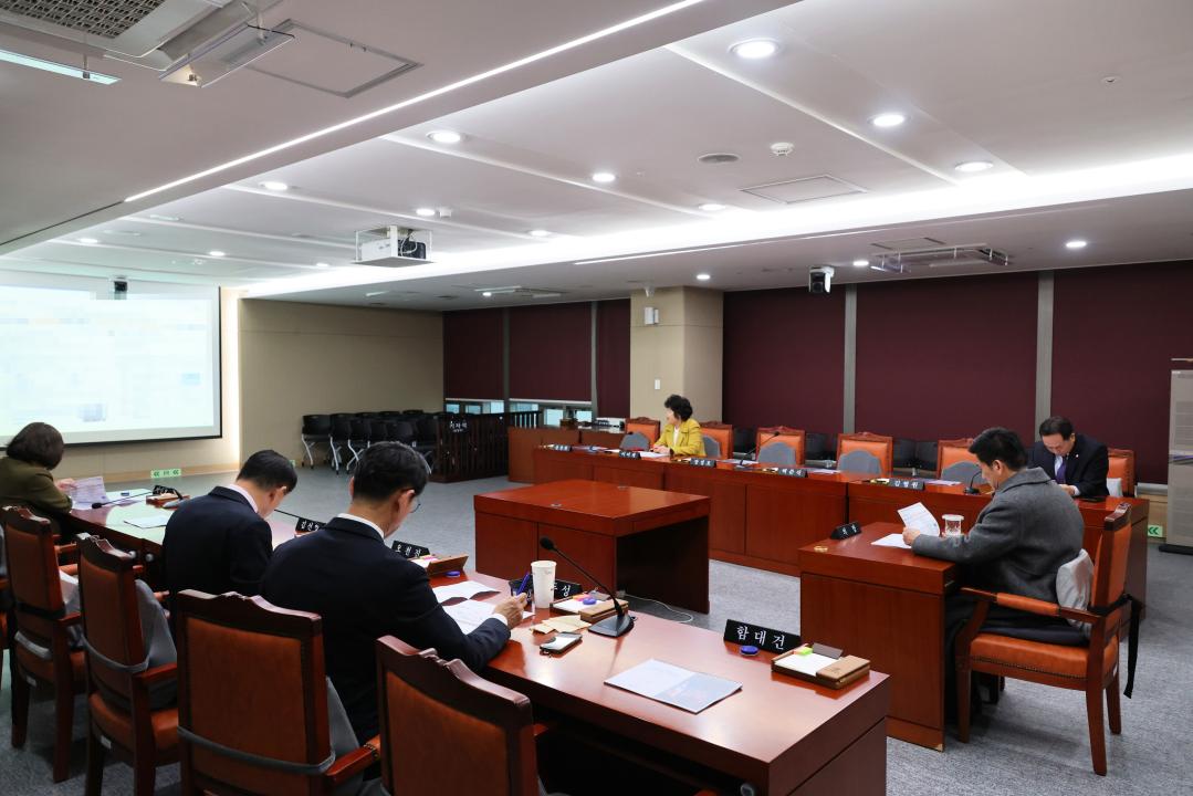 용산구의회, 특정개발 진흥지구 진흥계획 설명회 참석