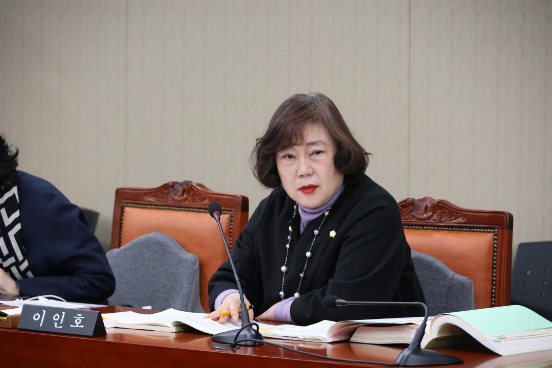 '용산구의회, 제302회 제2차 정례회 예산결산위원회 2차회의(감사담당관, 기획조정실)' 게시글의 사진(12) '245A2826.JPG'