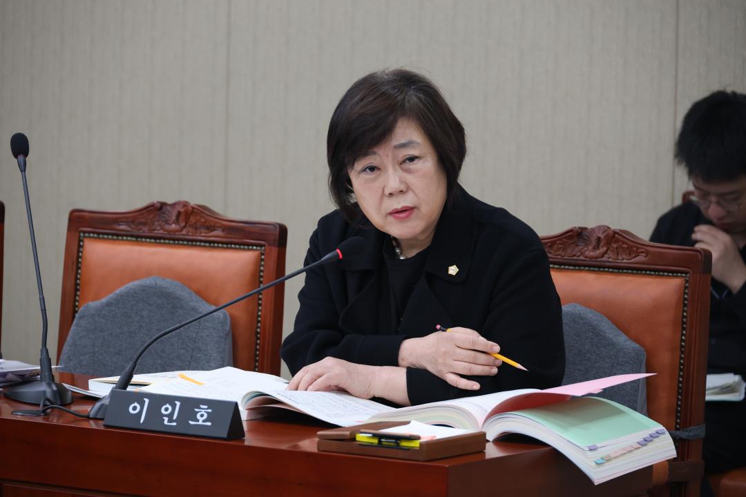 '용산구의회, 제294회 제2차 정례회 예산결산위원회 9차회의' 게시글의 사진(9) '245A0562.JPG'