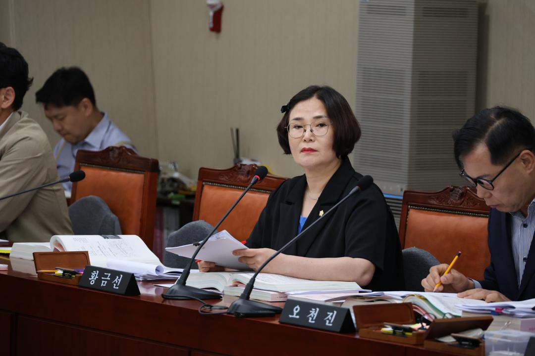 '용산구의회, 제298회 제1차 정례회 예산결산위원회 8차회의 추가경정예산 (복지도시위원회)' 게시글의 사진(14) '245A9189.JPG'