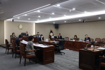 제282회 임시회 행정건설위원회 회의