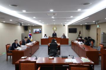 용산구의회, 제302회 제2차 정례회 복지도시위원회 행정사무감사(생활지원국, 용산복지재단)