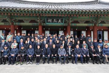 용산구의회, 제106주년 3·1절 효창공원 의열사 묘역 참배 및 기념식 참석
