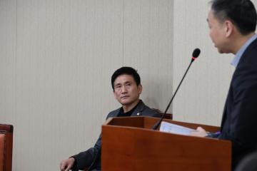 용산구의회, 제302회 제2차 정례회 행정건설위원회 행정사무감사(시설관리공단)