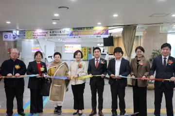 용산구의회, 용산문화원 예술인초대전(미술인) 개막식 참석