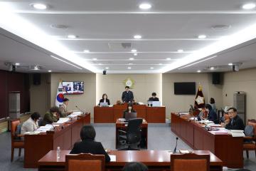 용산구의회, 제302회 제2차 정례회 행정건설위원회 행정사무감사(감사담당관, 기획조정실)