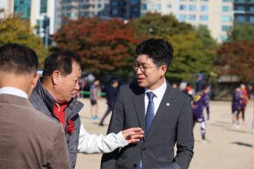 용산구의회, 제18회 용산구청장기 족구대회 참석