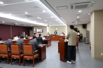용산구의회, 제298회 제1차 정례회 예산결산위원회 9차회의 (계수조정)